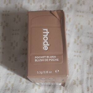 RHODE Pocket Blush in Piggy